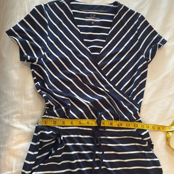 Vineyard vines blue and white stripes dress - Picture 9 of 11